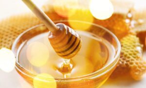 ترکیبات عسل طبیعی
